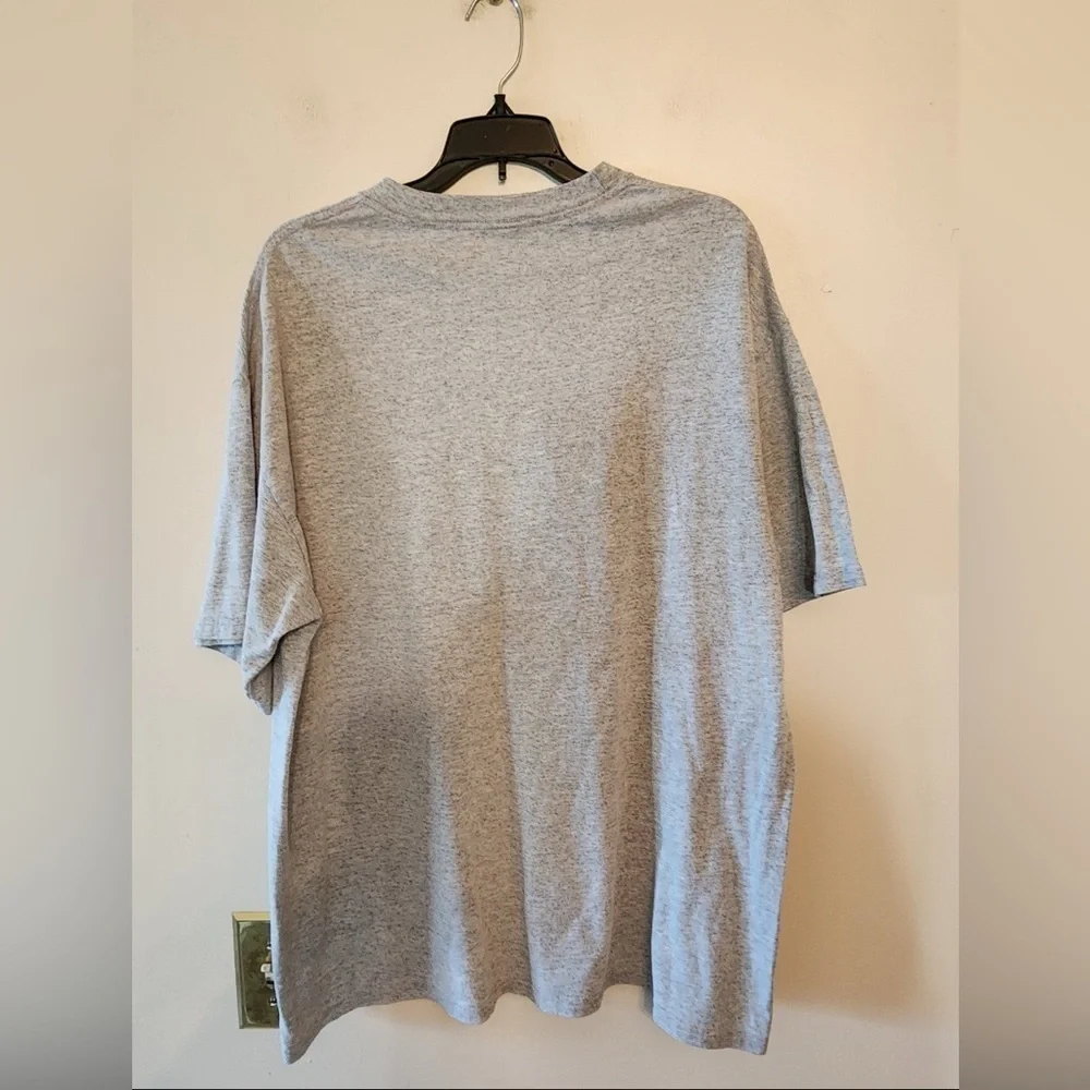 Adidas Y2K Gray Short Sleeve Size mens large Embroidered Chest Logo Shirt